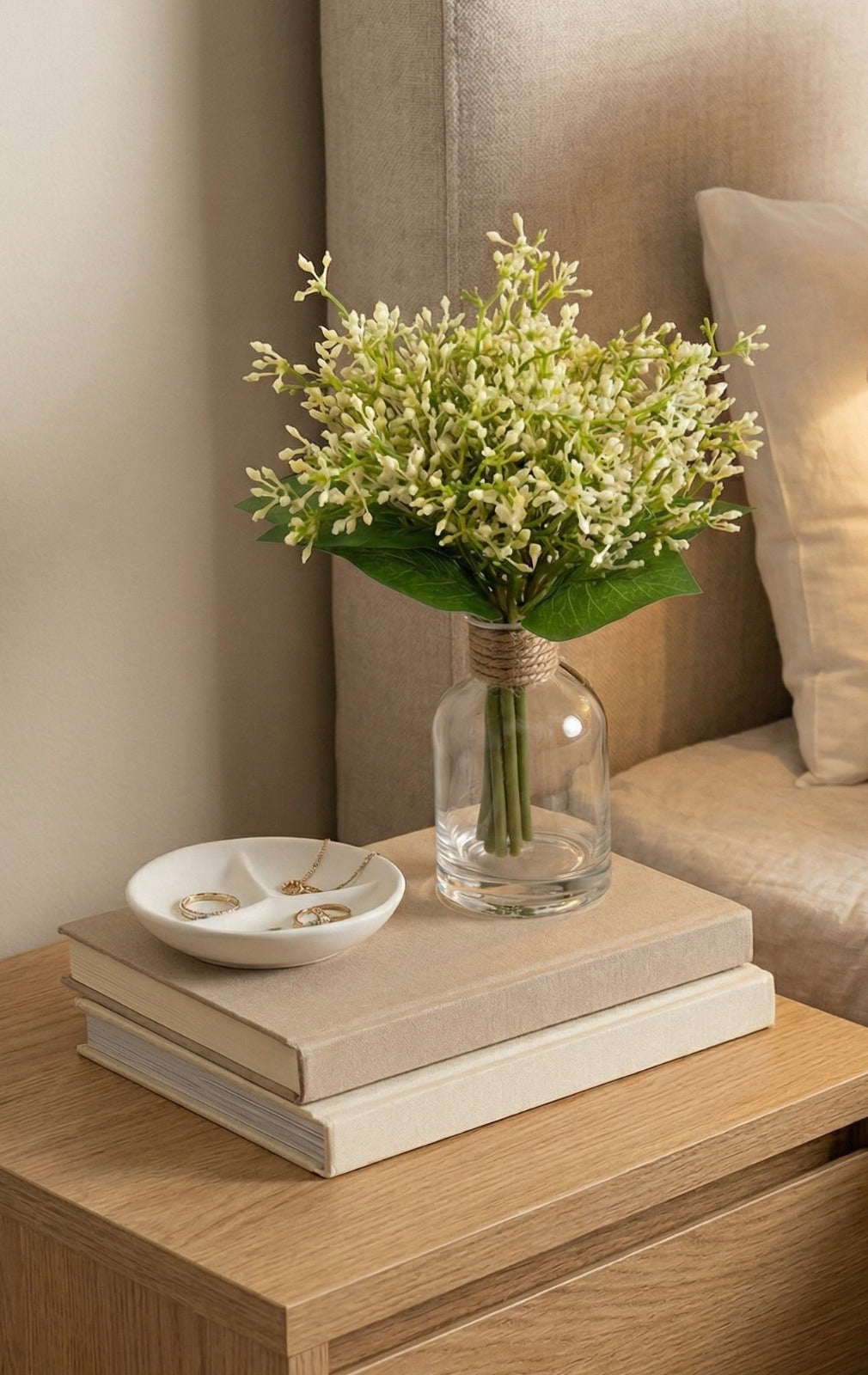 BERRIES BRANCAS E FLS EM VIDRO 20CM Cod: A6701